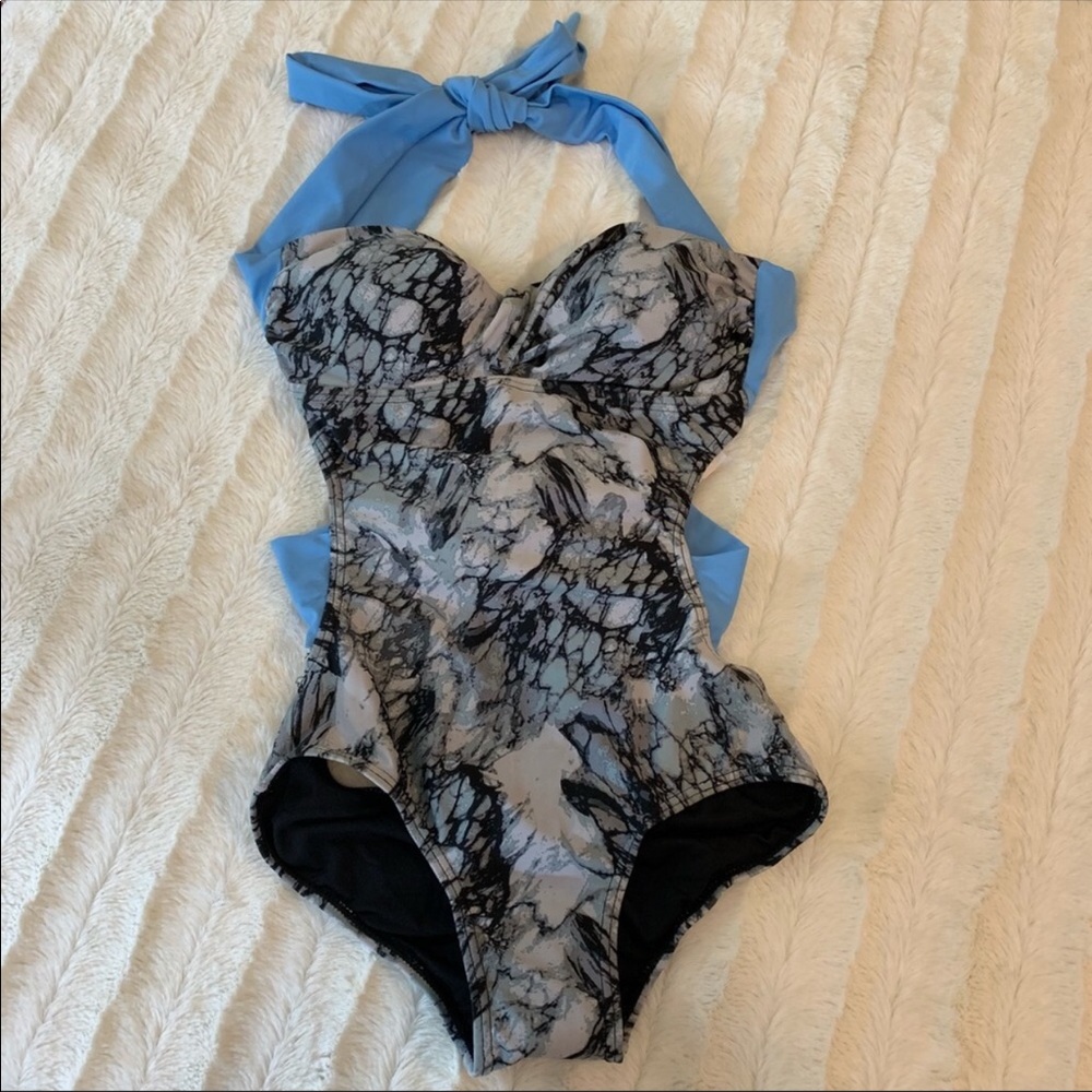 NWT ModCloth PakPak Swimsuit Blue Grey Halter Med